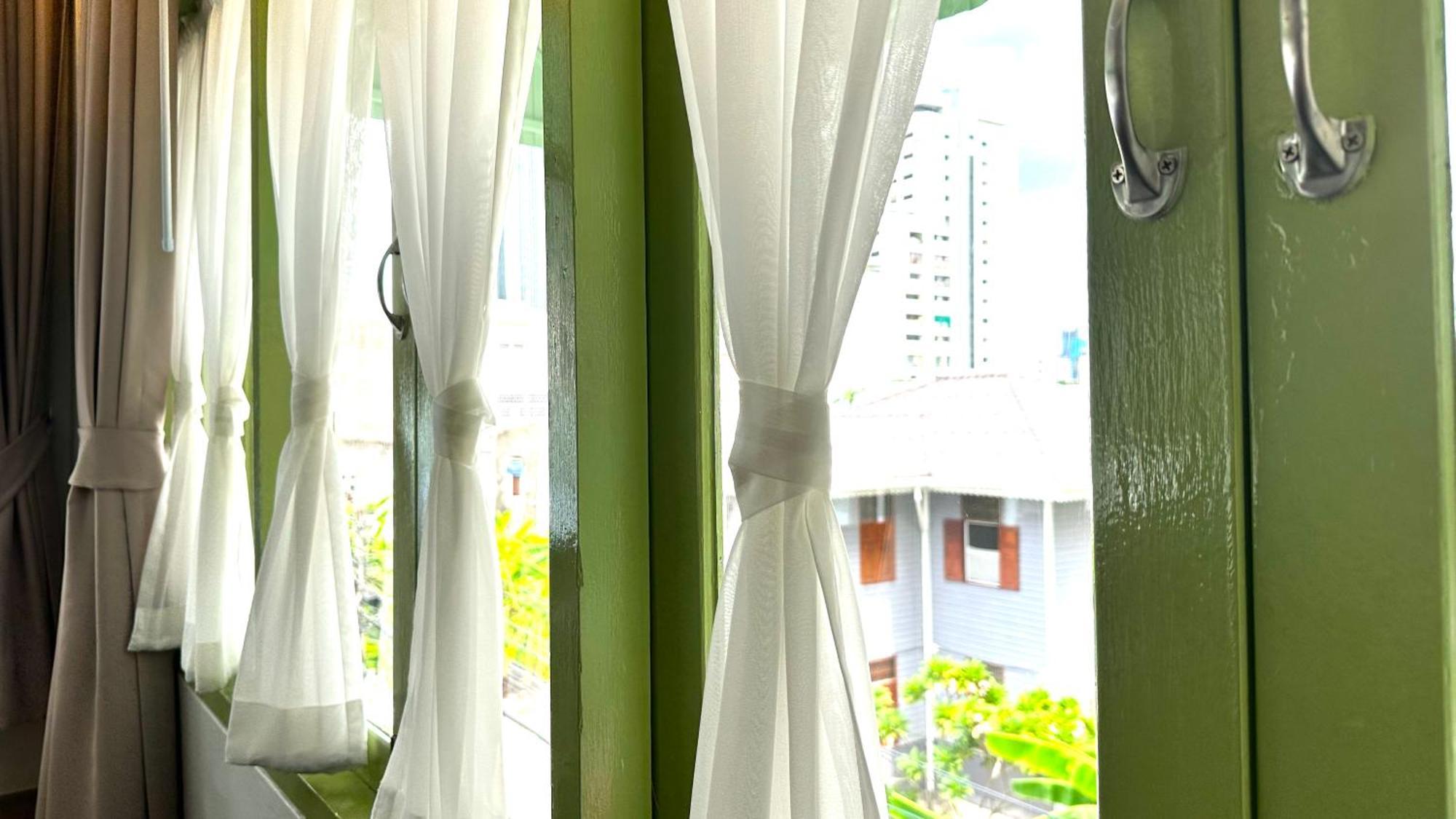 The Tangerine Guesthouse バンコク都 エクステリア 写真