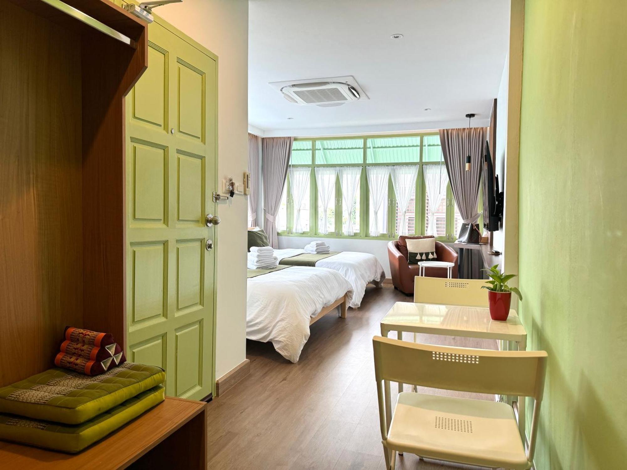 The Tangerine Guesthouse バンコク都 エクステリア 写真